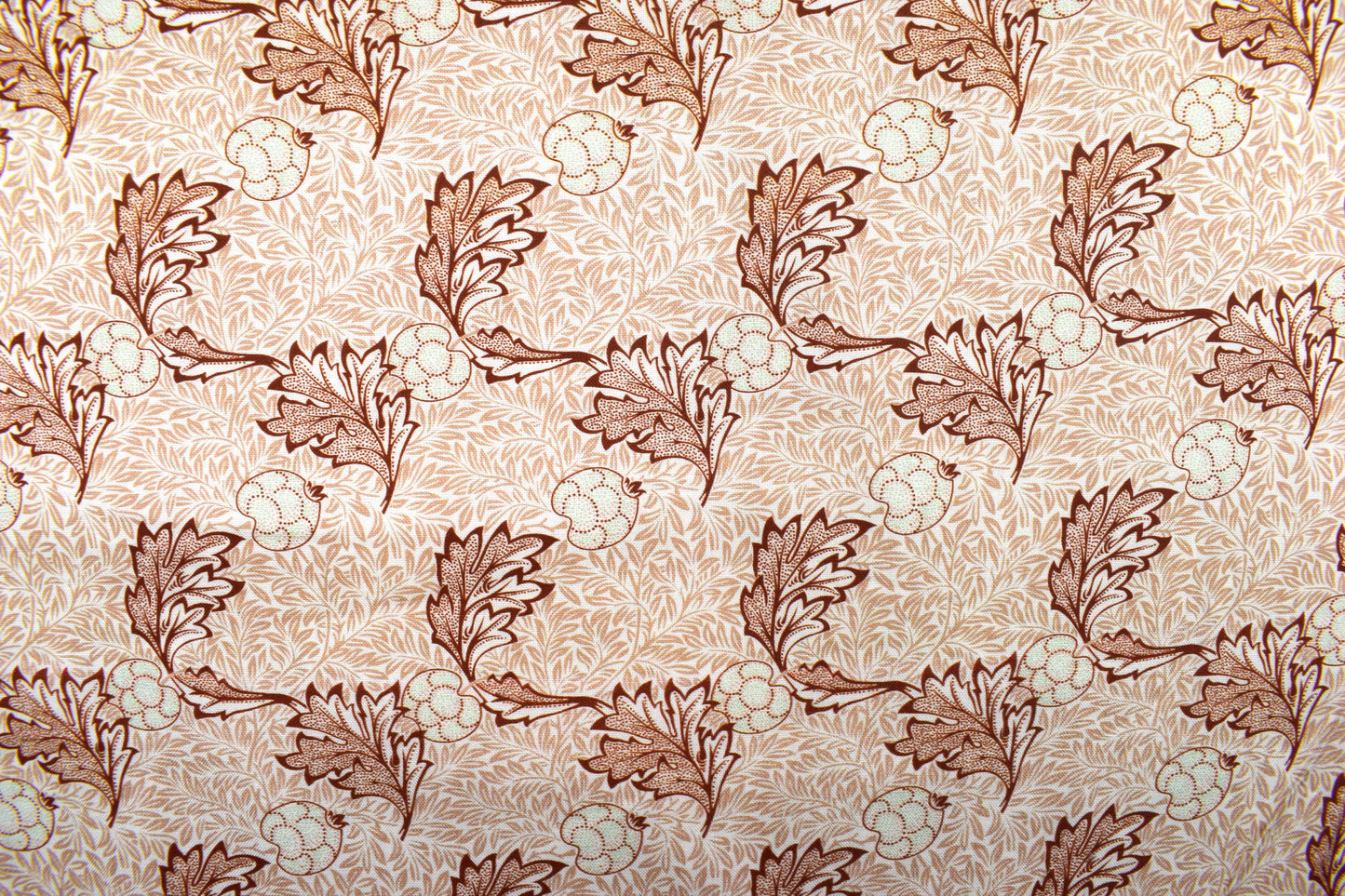 William Morris Apple, Sweet Symphony, organic Quilting fabric, cotton fabric - Price by the Half Metre