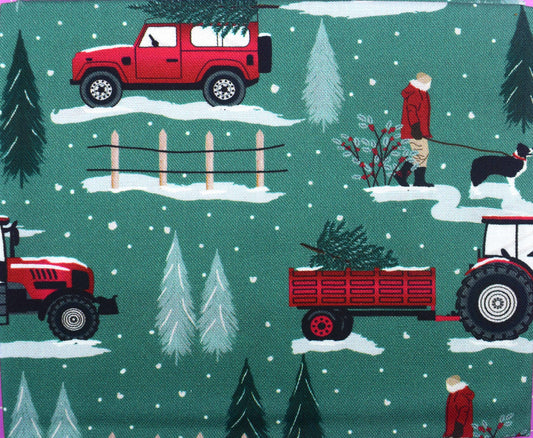 Countryside Christmas Fat Quarter Bundle, cotton quilting fabric - The Quilt Sanctuary