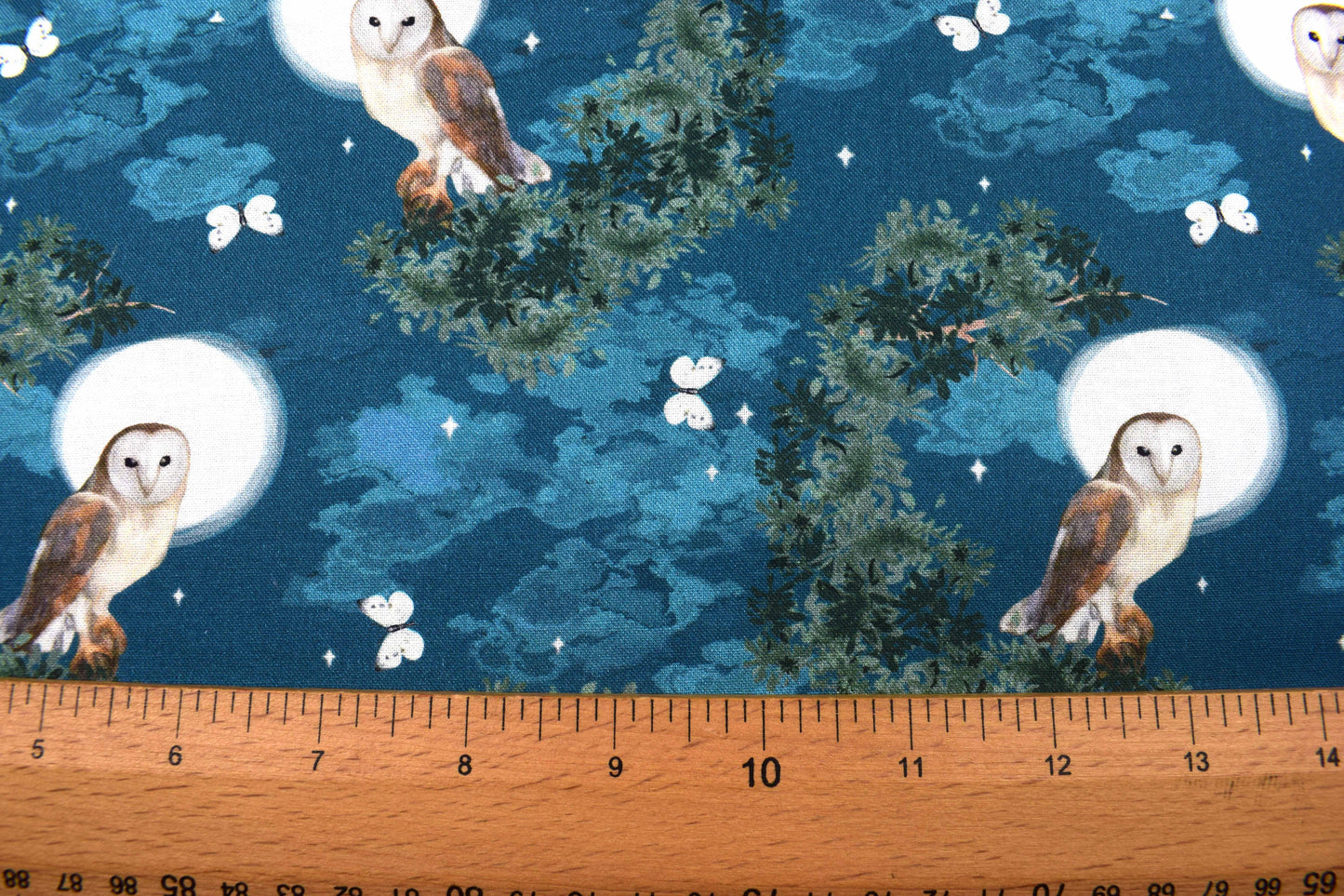Night Owl Quilting Fabric, Barn owl cotton - Price by the Half Metre