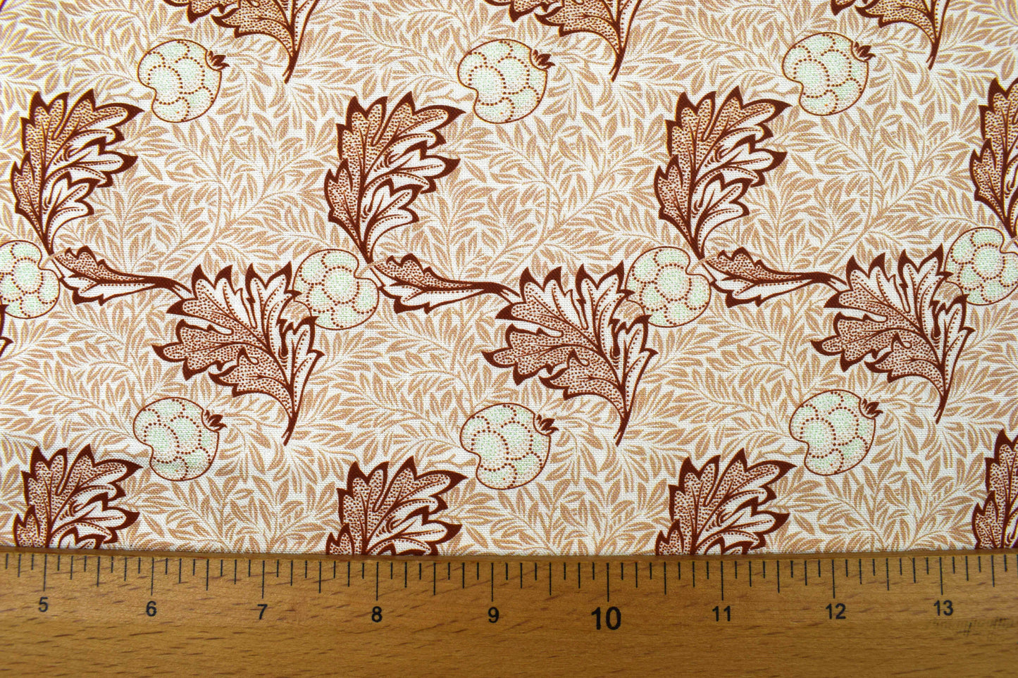 William Morris Apple, Sweet Symphony, organic Quilting fabric, cotton fabric - Price by the Half Metre - The Quilt Sanctuary