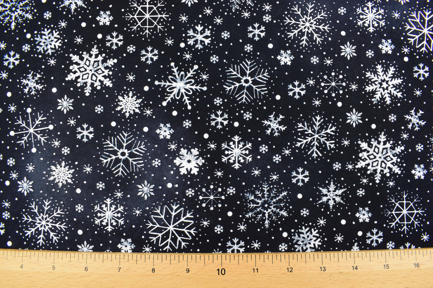 Black Snowflake fabric, Quilting fabric, Timeless Treasures - Price by the Half Metre - The Quilt Sanctuary