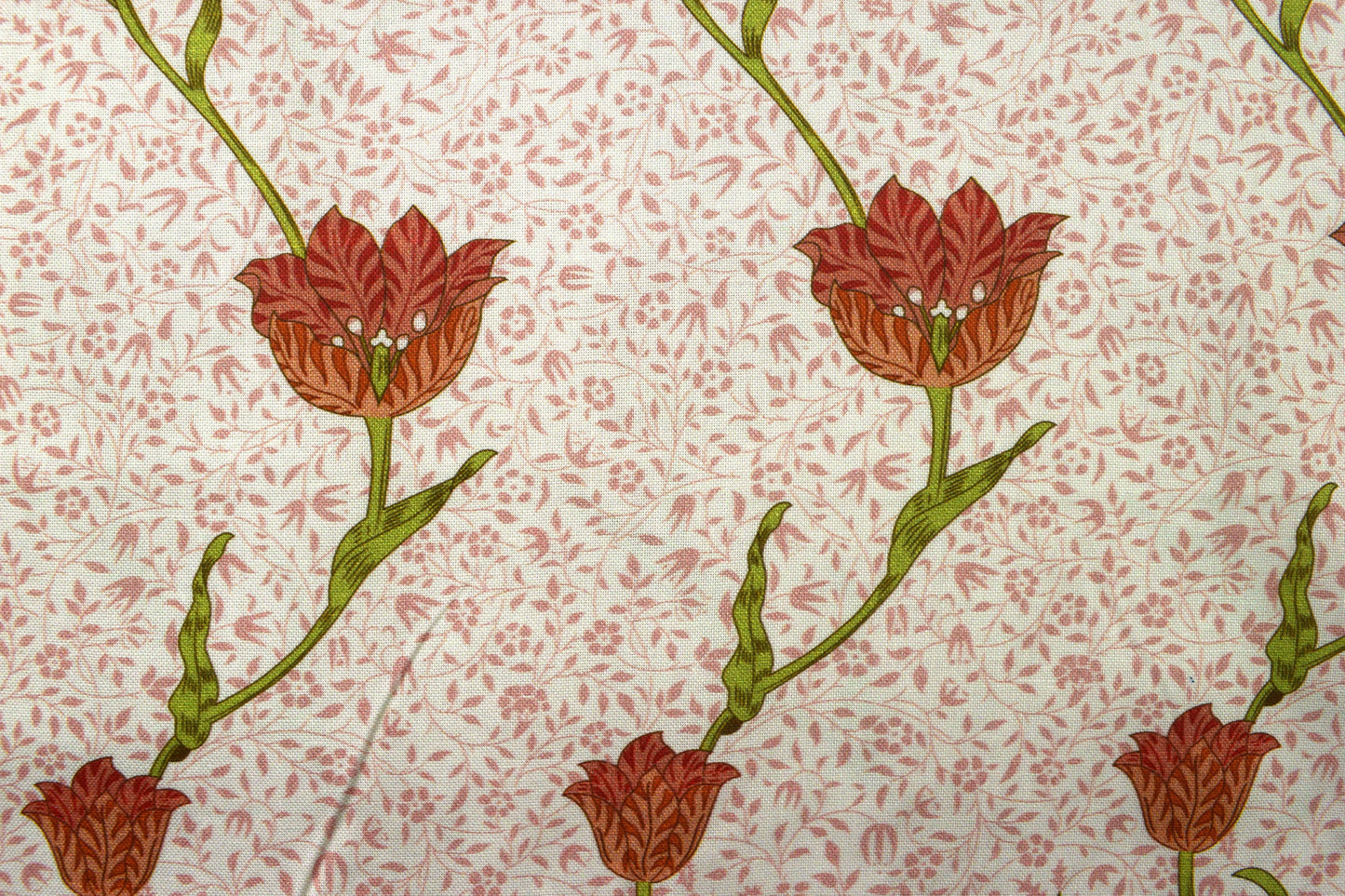 William Morris Garden Tulip, Sweet Symphony, organic Quilting fabric, cotton fabric - Price by the Half Metre