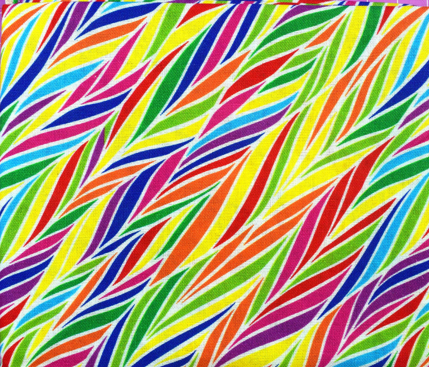 Rainbow Psychedelic Fat Quarter Bundle - 5pc Abstract Geometric Cotton Fabric Set - The Quilt Sanctuary