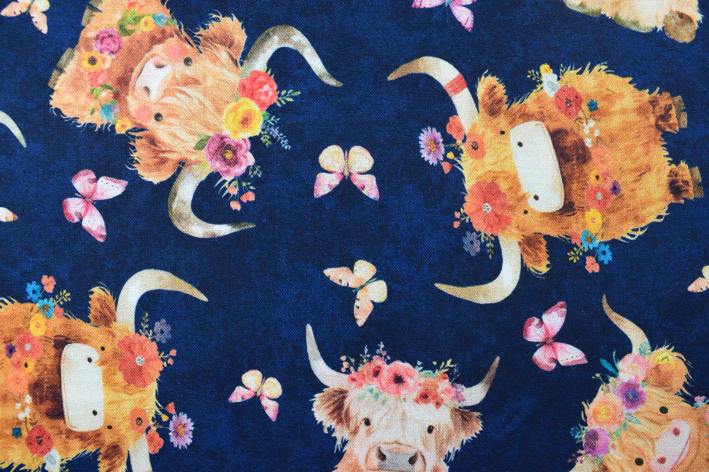 curly Highland cow Cotton Quilting fabric - price by the Half Metre