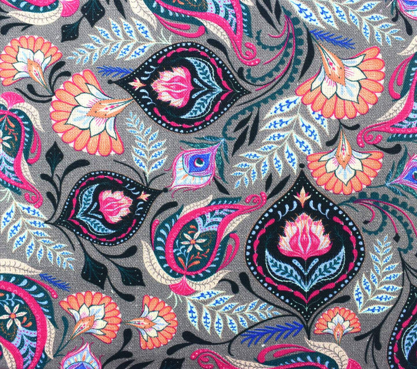 Peacock fat Quarter Bundle, Paisley Peacocks, quilting fabric, cotton fabric The Quilt Sanctuary