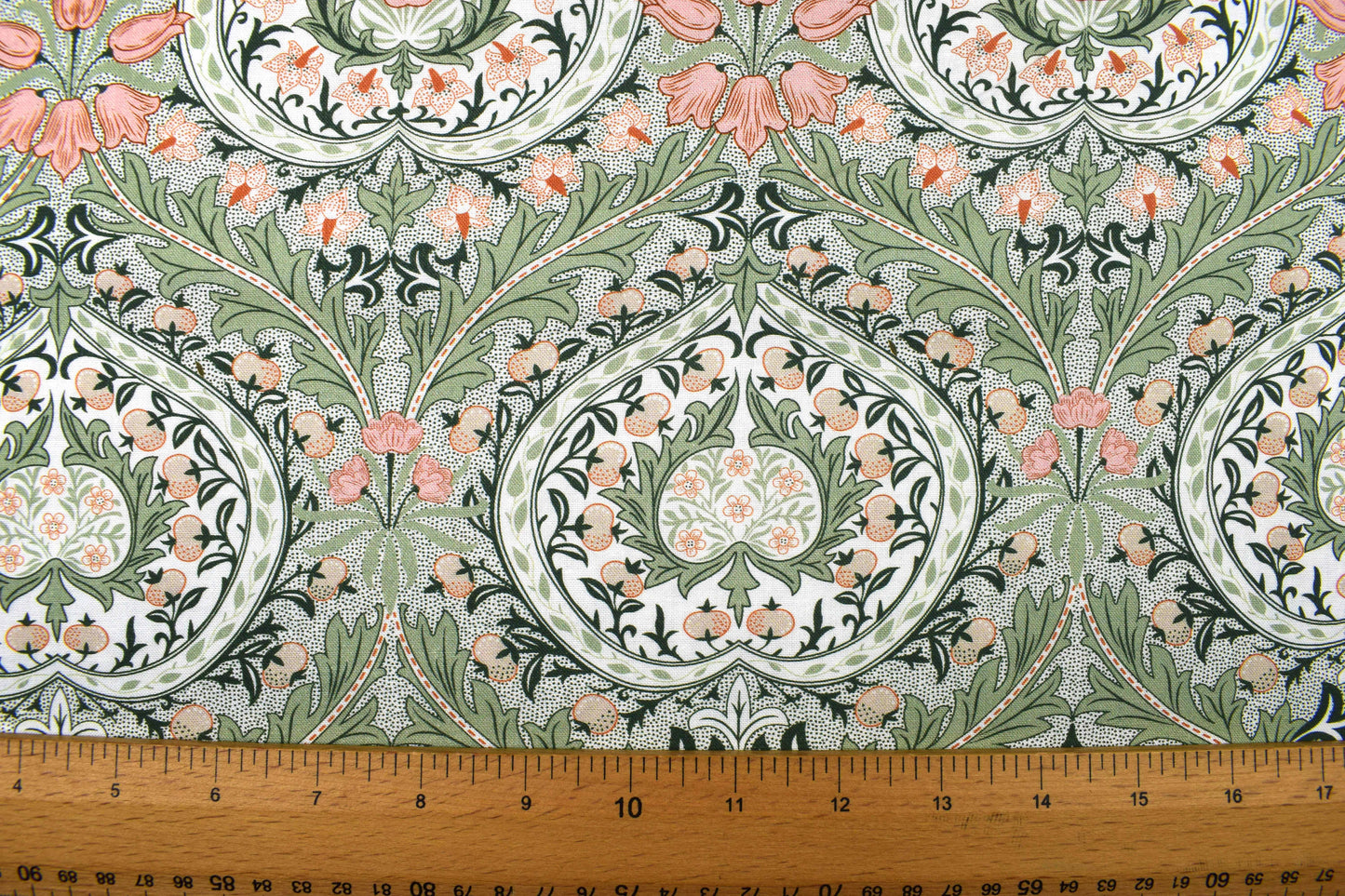 William Morris Eden, Sweet Symphony, organic Quilting fabric, cotton fabric - Price by the Half Metre