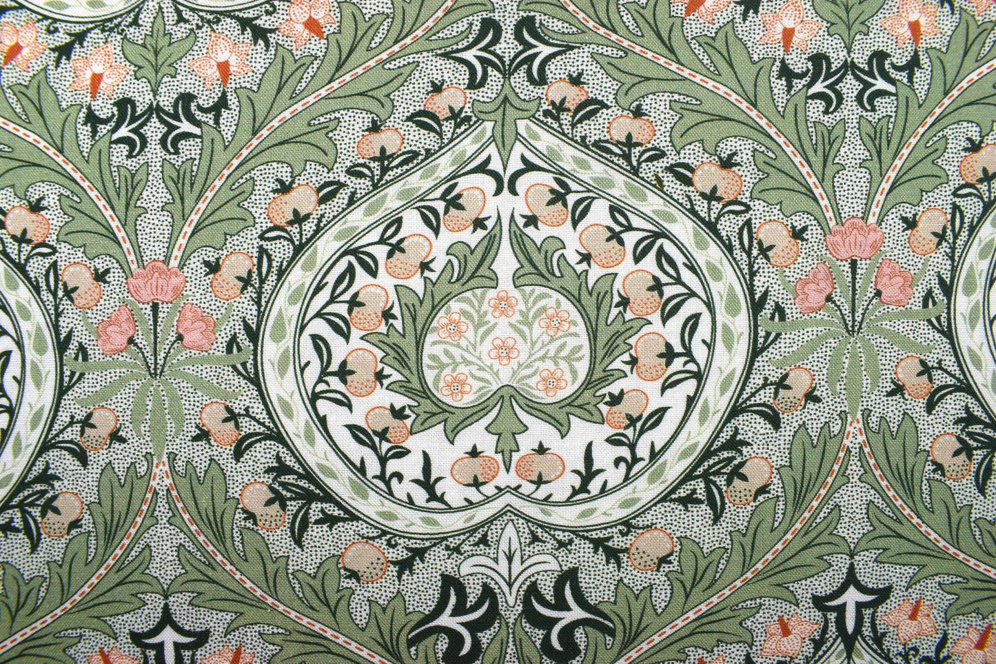 William Morris Eden, Sweet Symphony, organic Quilting fabric, cotton fabric - Price by the Half Metre