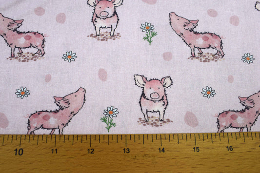 Cute pig Cotton Quilting - price by the Half Metre - The Quilt Sanctuary