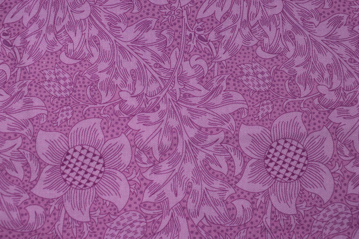 William Morris Fritillary cotton Quilting Fabric – Olive Orchard - Price by the Half Metre