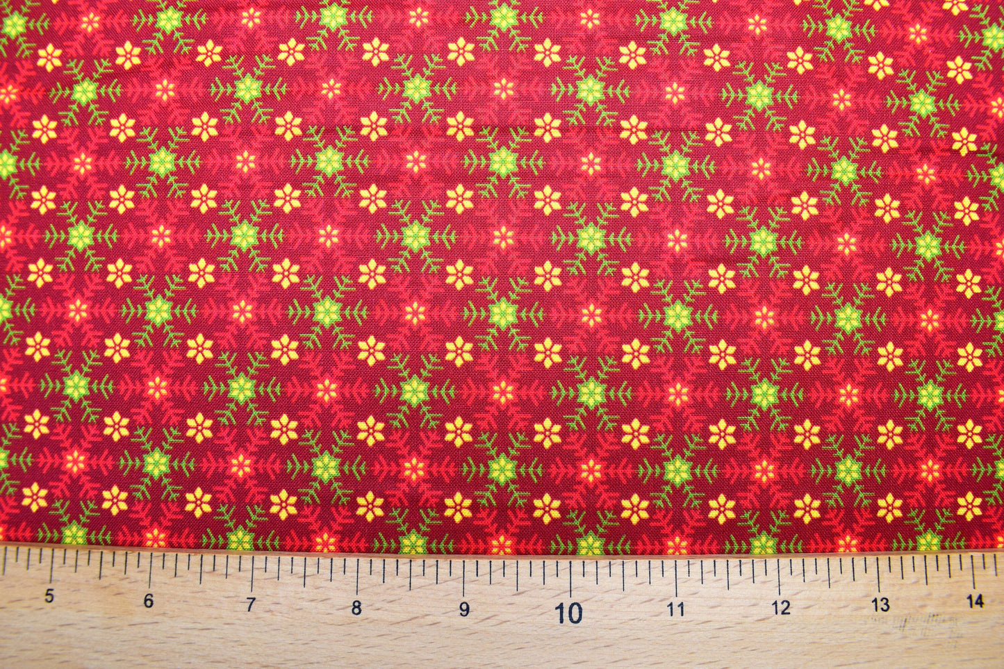 Red snowflake fabric, Santa's List, Christmas Quilting fabric, price by the half metre The Quilt Sanctuary