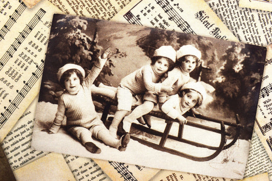 Christmas letters, Traditional Christmas fabric, cotton quilting fabric - Price by the Half Metre The Quilt Sanctuary