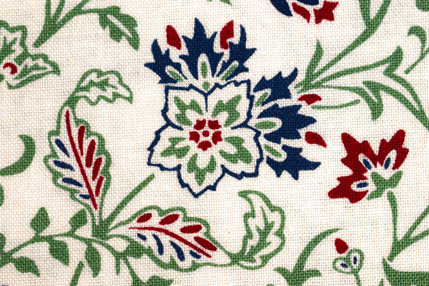 William Morris brentwood vanilla fabric, cream floral Quilting fabric, cotton fabric - Price by the Half Metre The Quilt Sanctuary