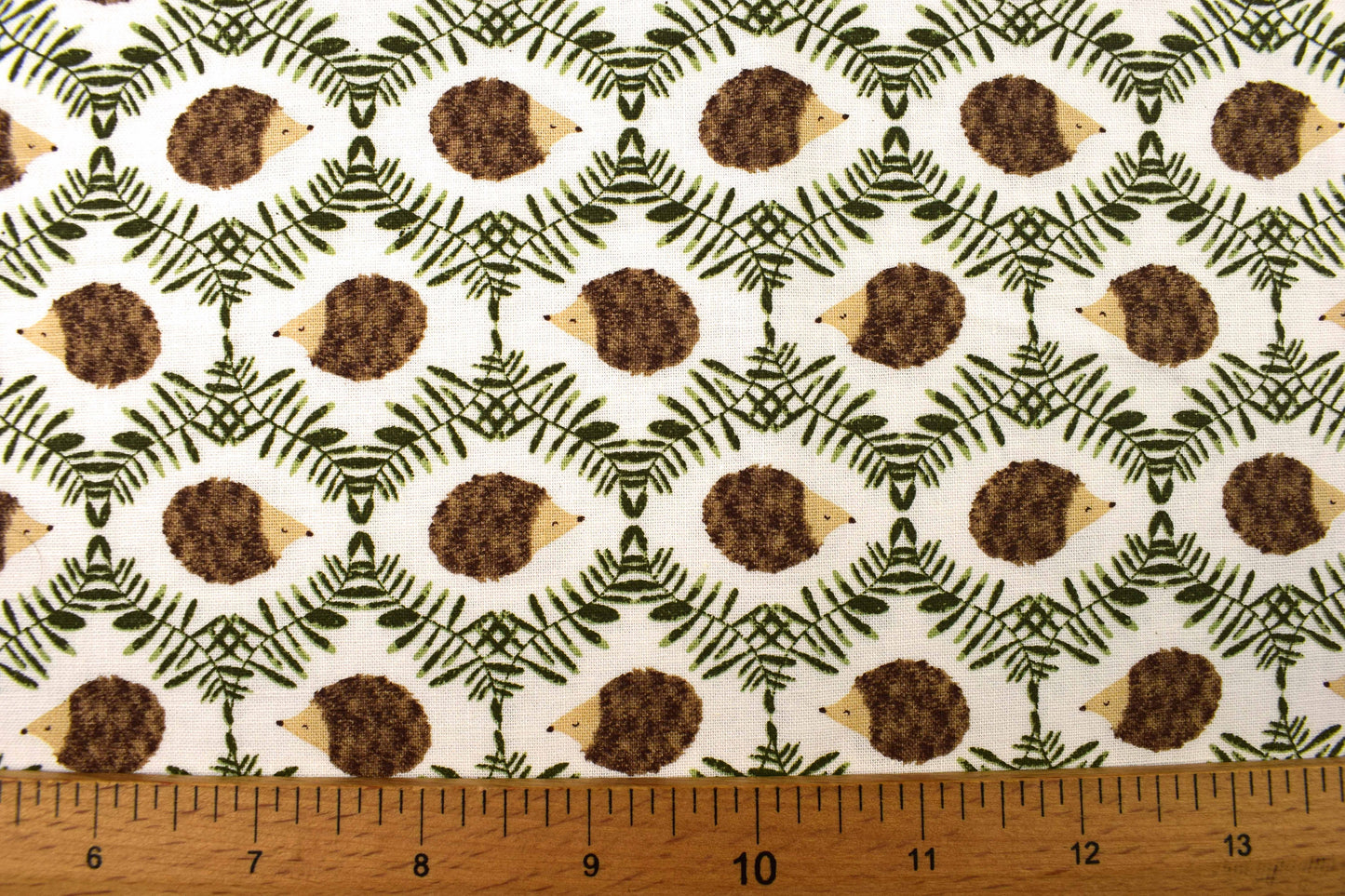 Hedgehog fabric, Quilting fabric, cotton fabric - Price by the Half Metre The Quilt Sanctuary