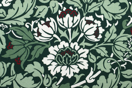 William Morris flowering scroll fabric, Quilting fabric, cotton fabric, yuletide bloom - Price by the Half Metre The Quilt Sanctuary