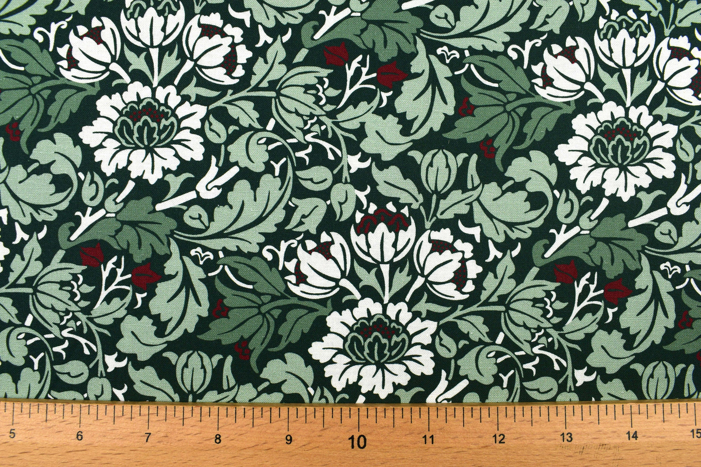 William Morris flowering scroll fabric, Quilting fabric, cotton fabric, yuletide bloom - Price by the Half Metre The Quilt Sanctuary