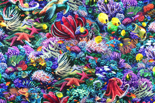 Tropical fish Fabric, Quilting fabric, cotton fabric, quilting treasures, treasures at Sea - Price by the Half Metre The Quilt Sanctuary