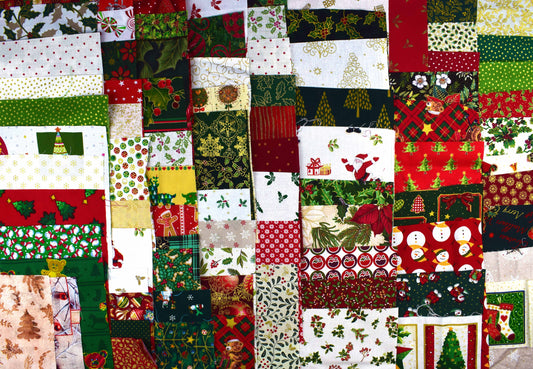 Christmas Quilting Fabric Scrap Bag: Random Pieces, Quilting Supplies - The Quilt Sanctuary