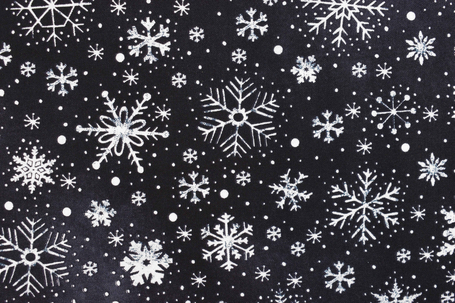 Black Snowflake fabric, Quilting fabric, Timeless Treasures -  Price by the Half Metre - The Quilt Sanctuary