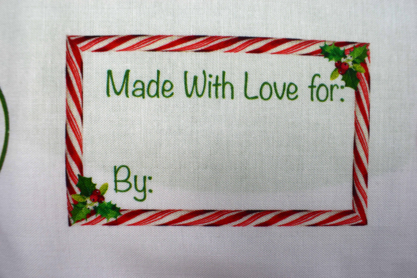 Christmas tree skirt panel, Here comes Santa, Quilting fabric - NOT FINISHED PRODUCT panel only - The Quilt Sanctuary