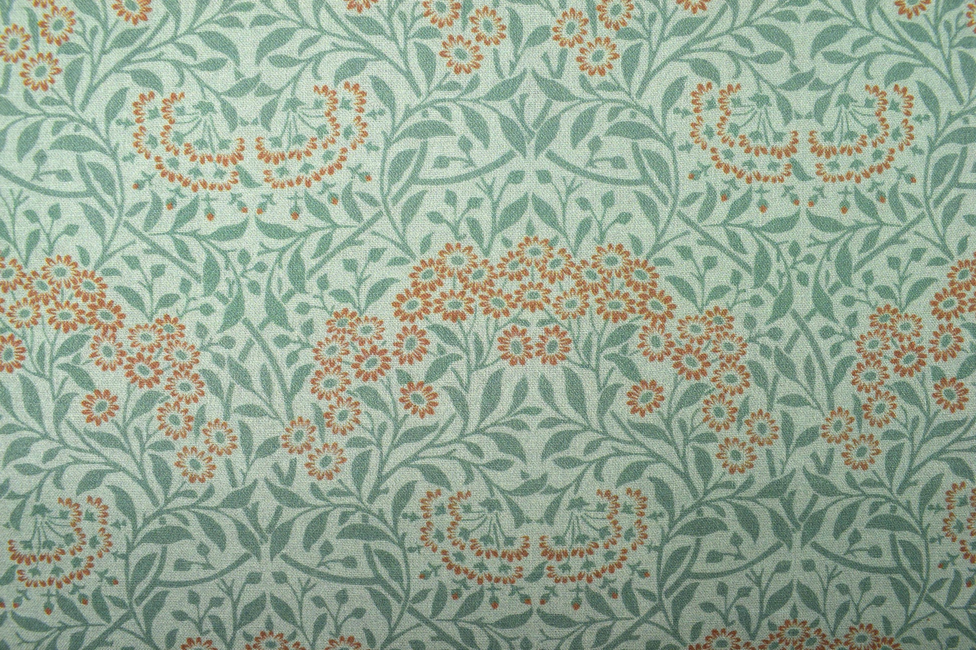 William Morris Michaelmas Daisy Fabric, Kelmscott Garden Cotton Quilting -  Price by the Half Metre - The Quilt Sanctuary