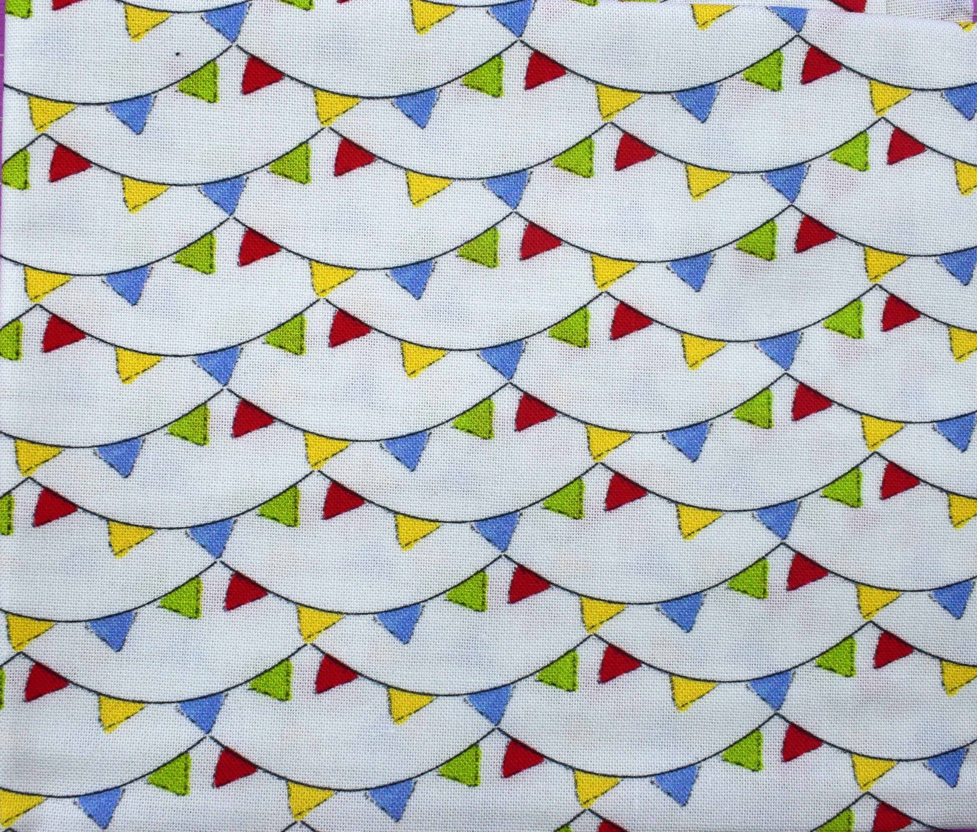 Beach Hut & Seashell Fat Quarter Bundle, Nautical Coastal Quilting Fabric Set - The Quilt Sanctuary