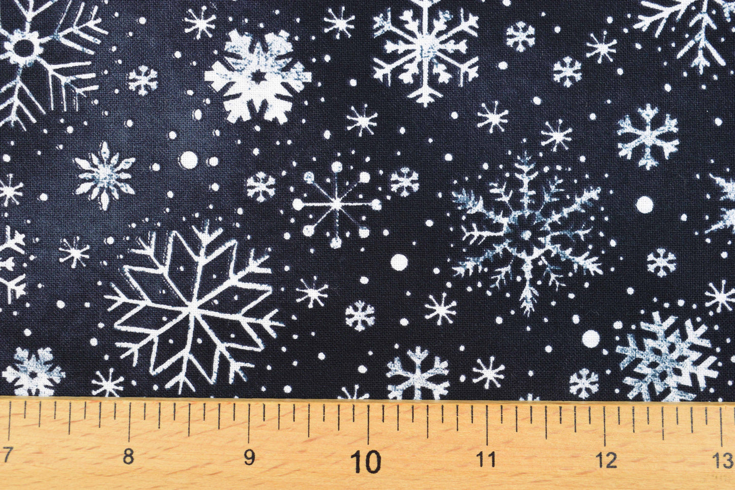 Black Snowflake fabric, Quilting fabric, Timeless Treasures -  Price by the Half Metre - The Quilt Sanctuary