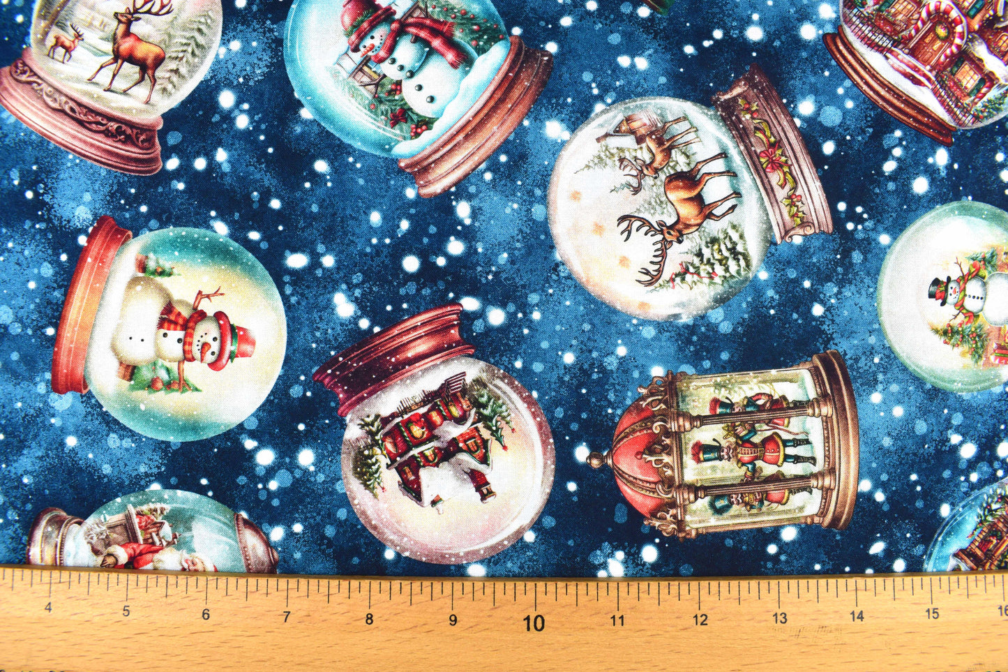 Christmas snow globe fabric, wonderful Christmas time , Quilting fabric,  -  Price by the Half Metre