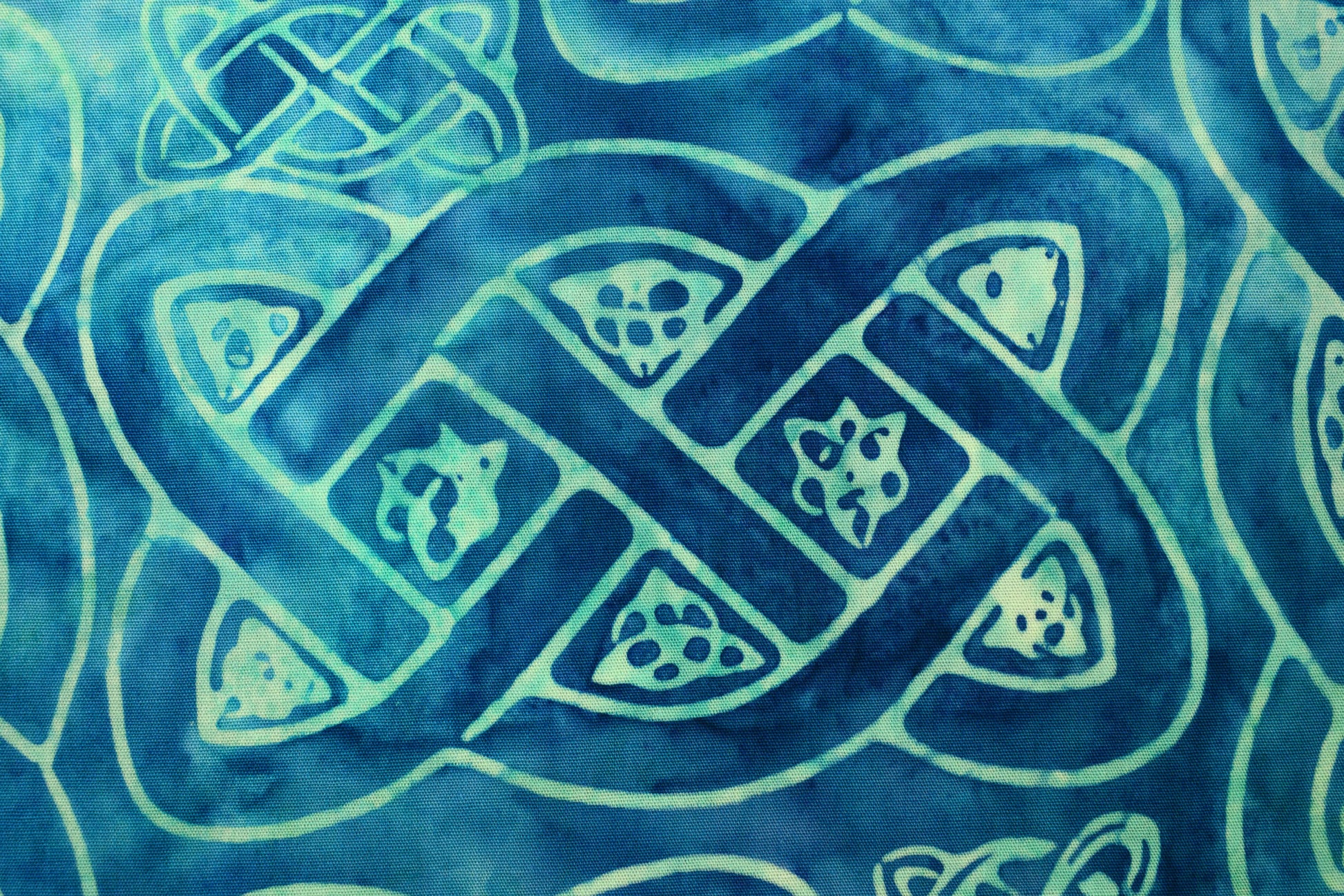 Blue Celtic knot fabric , Quilting fabric, cotton fabric -  Price by the Half Metre - The Quilt Sanctuary