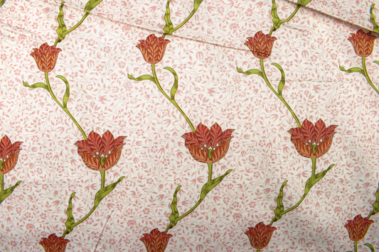 William Morris Garden Tulip, Sweet Symphony,  organic Quilting fabric, cotton fabric -  Price by the Half Metre