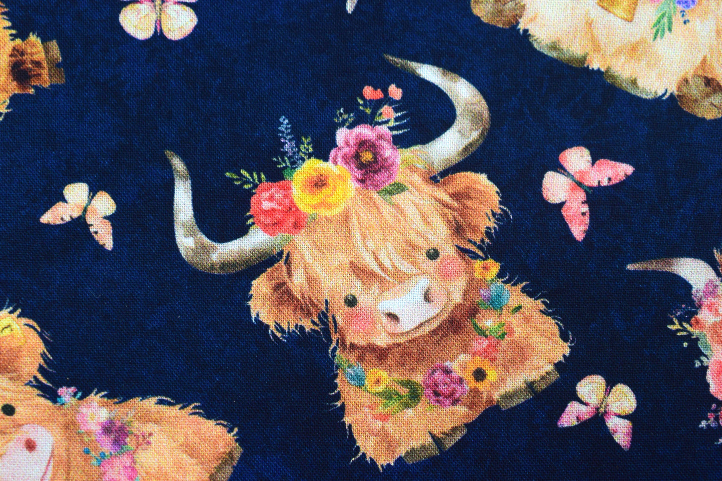 curly Highland cow Cotton Quilting fabric - price by the Half Metre
