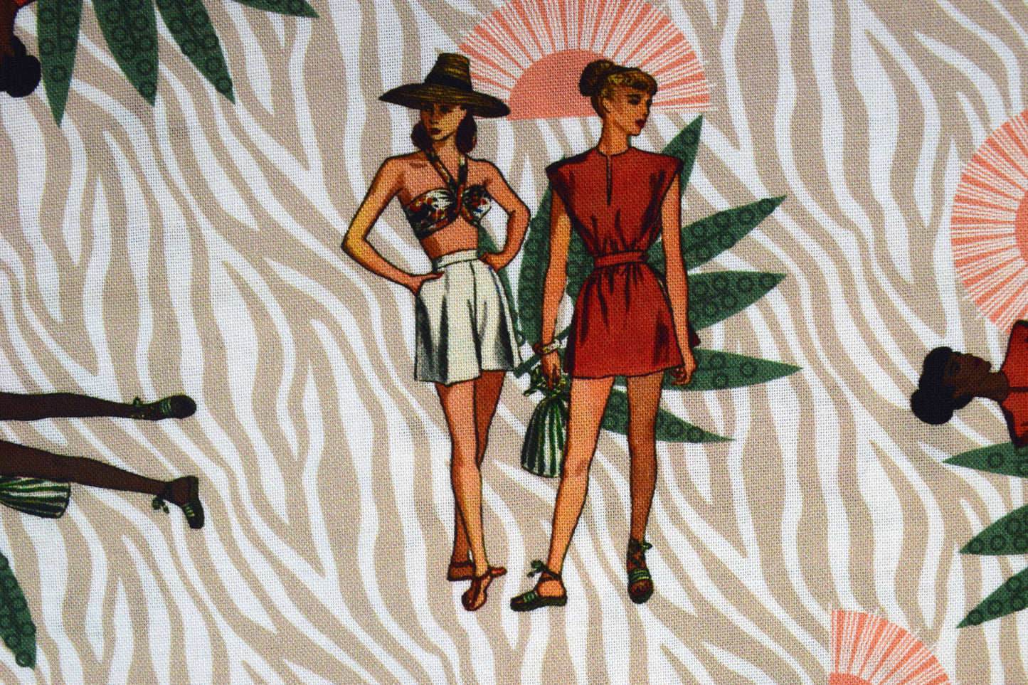 Sunset Safari Retro Fashion Quilting Fabric -  Price by the Half Metre - The Quilt Sanctuary