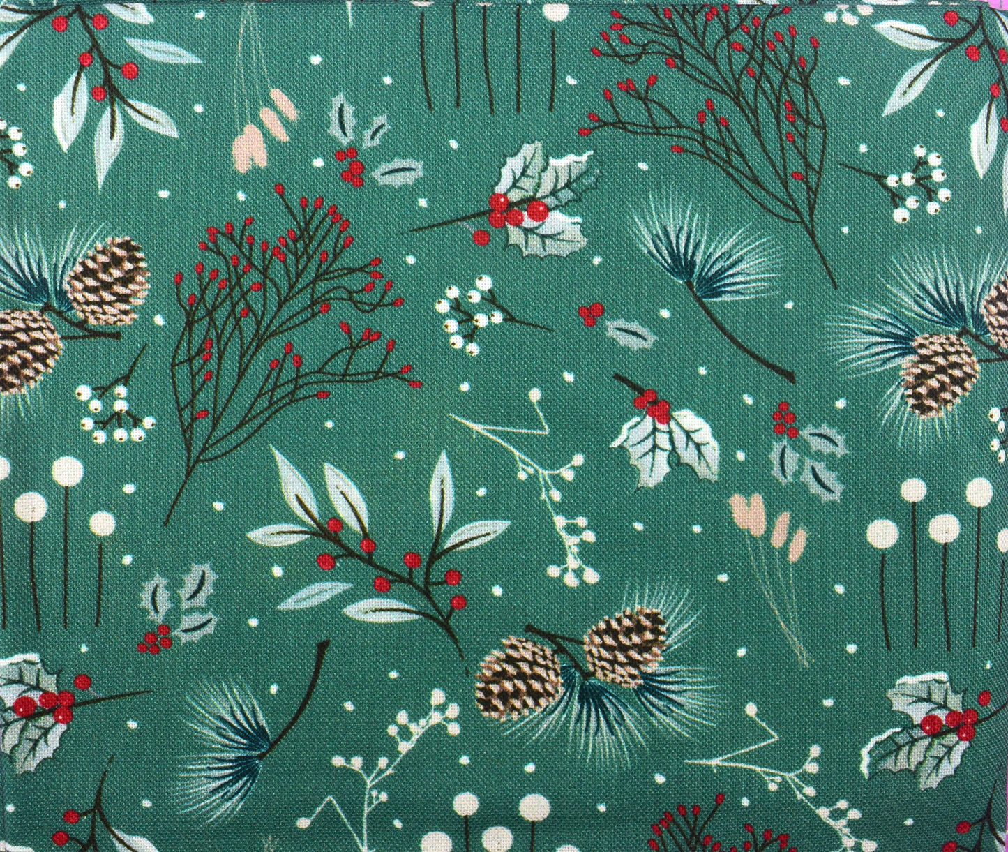 Countryside Christmas Fat Quarter Bundle, cotton quilting fabric