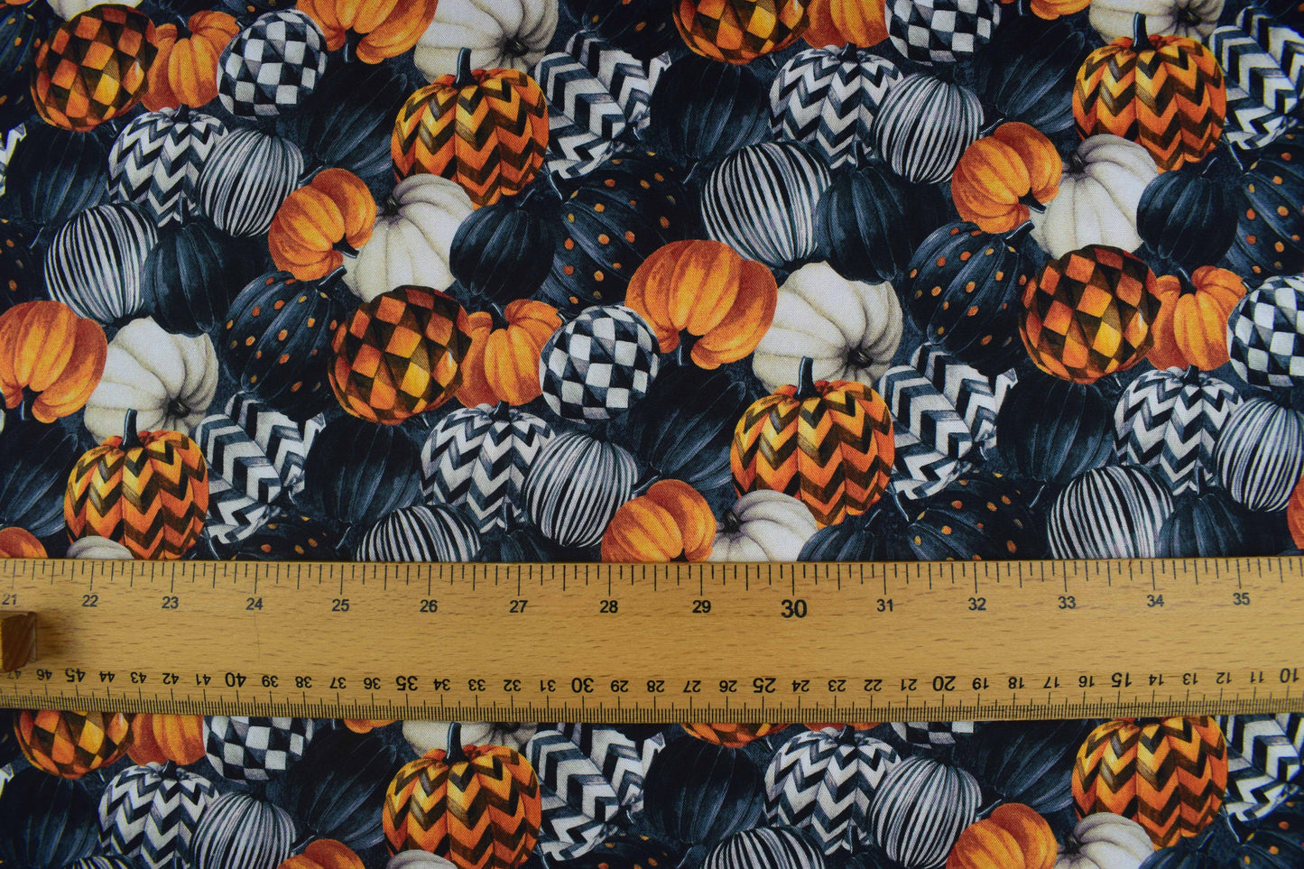 Pumpkin fabric, Harvest festival, Quilting fabric, cotton fabric - Price per half Metre