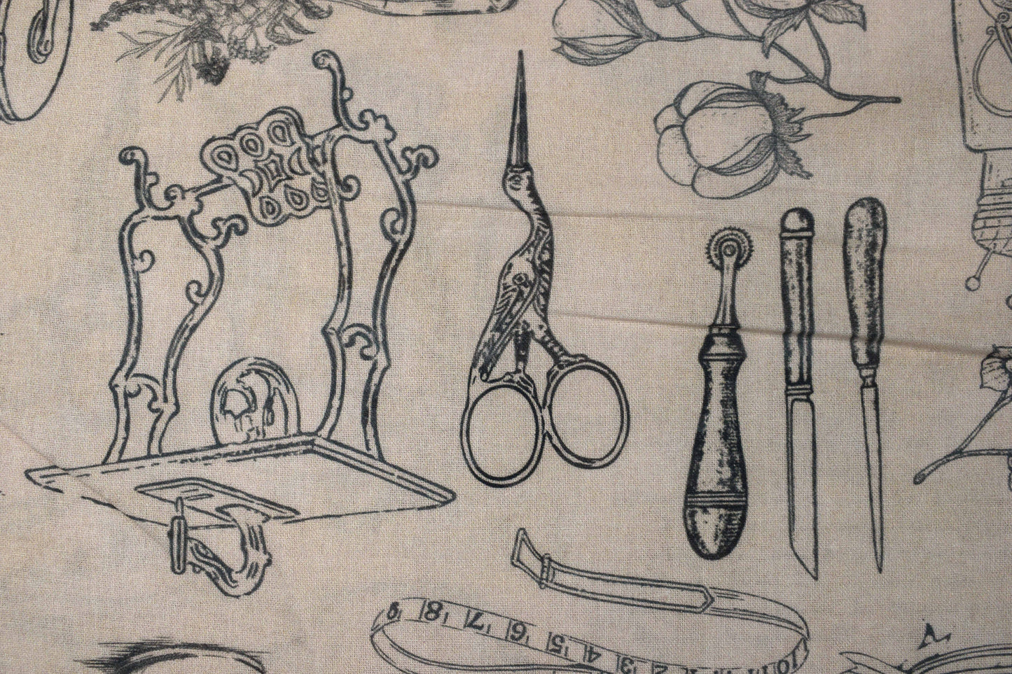 Sewing Room extra wide Quilting fabric, Sewing motif pattern, cotton fabric -  Price by the Half Metre - The Quilt Sanctuary