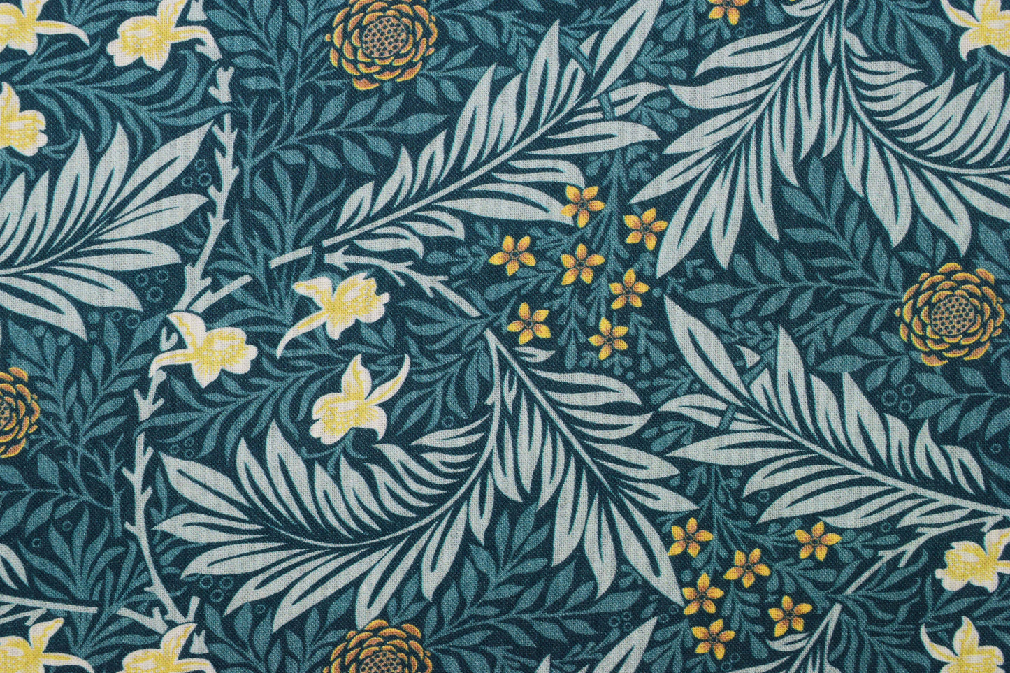 William Morris Larkspur Fabric, Kelmscott Garden Cotton Quilting -  Price by the Half Metre - The Quilt Sanctuary