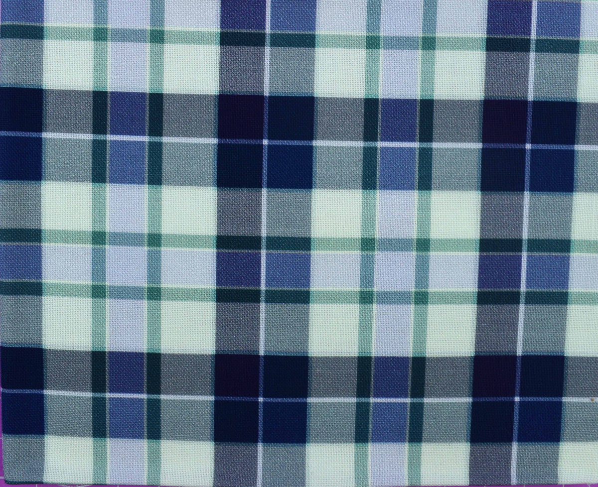 Autumn Fat Quarter Bundle with Leaves, Plaids and Scarecrow Prints - Quilting fabric