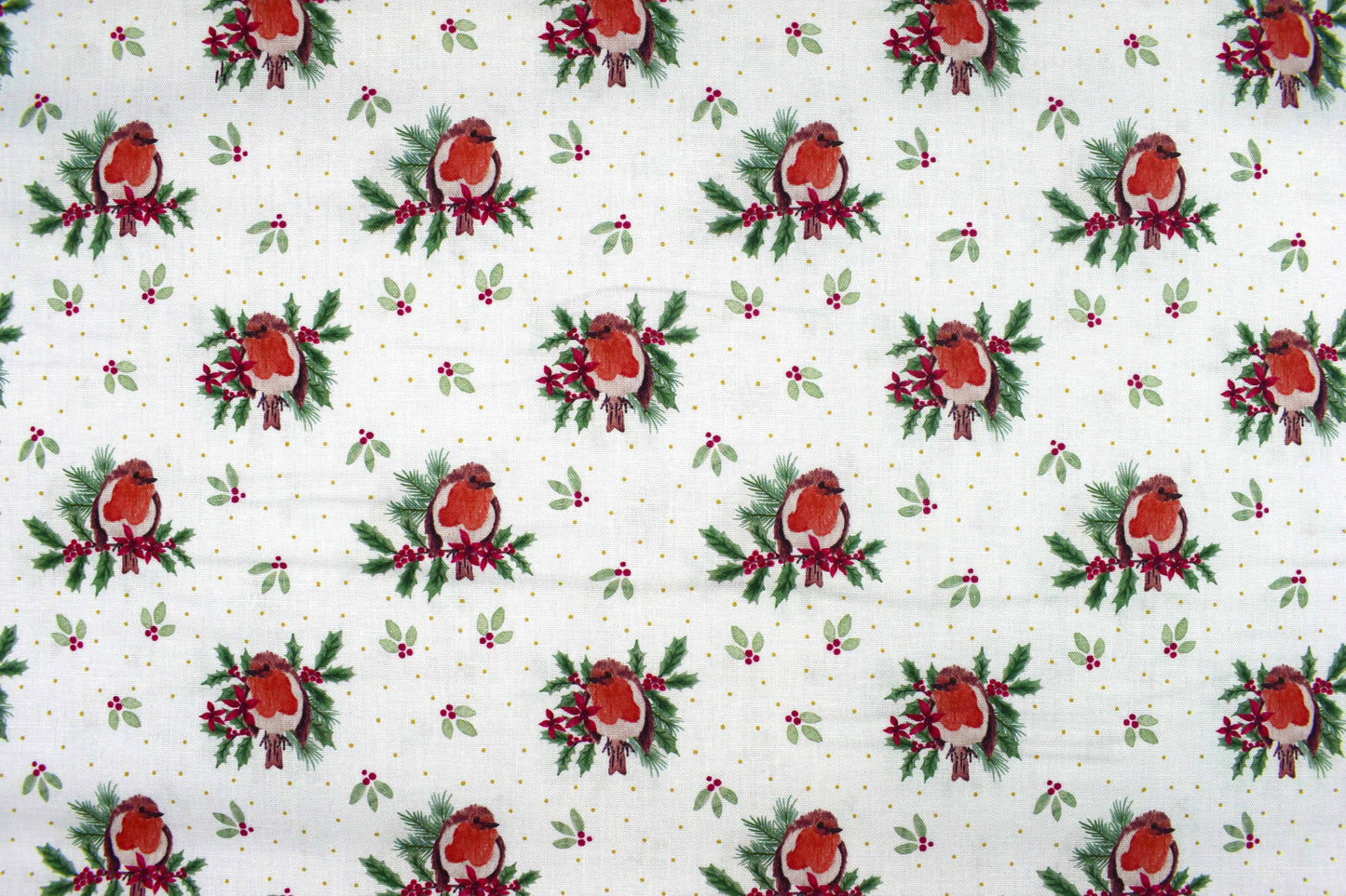 Christmas Robin fabric, Holiday quilting fabric -  Price by the Half Metre
