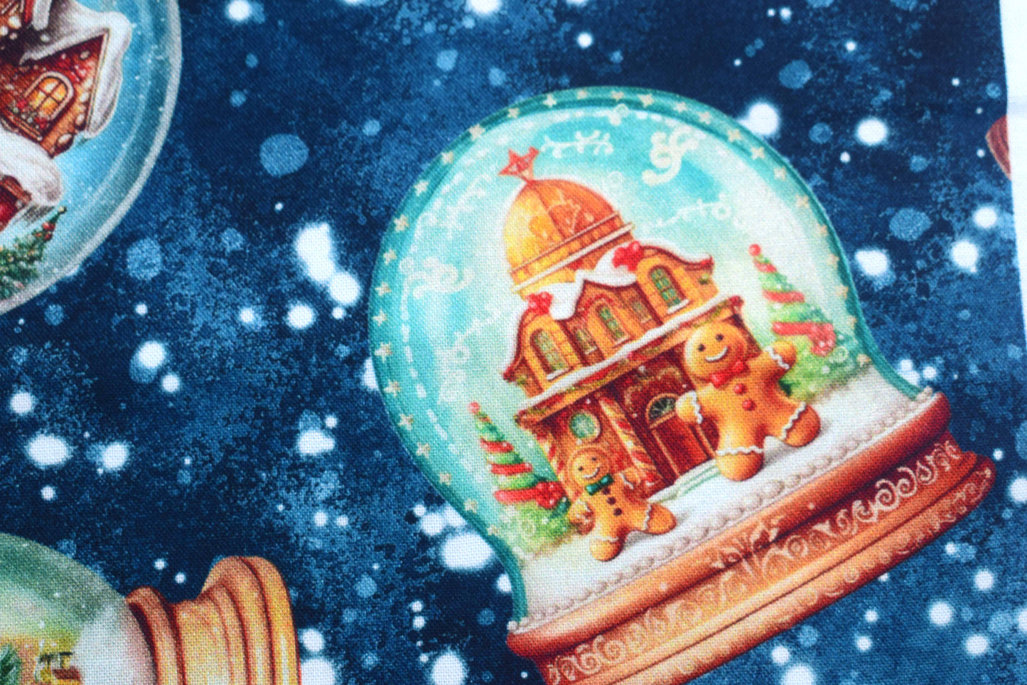 Christmas snow globe fabric, wonderful Christmas time , Quilting fabric,  -  Price by the Half Metre