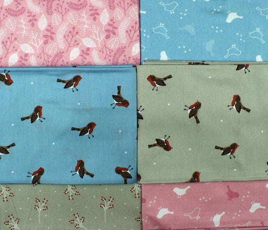 Christmas Robin fat quarter bundle, cotton quilting fabric