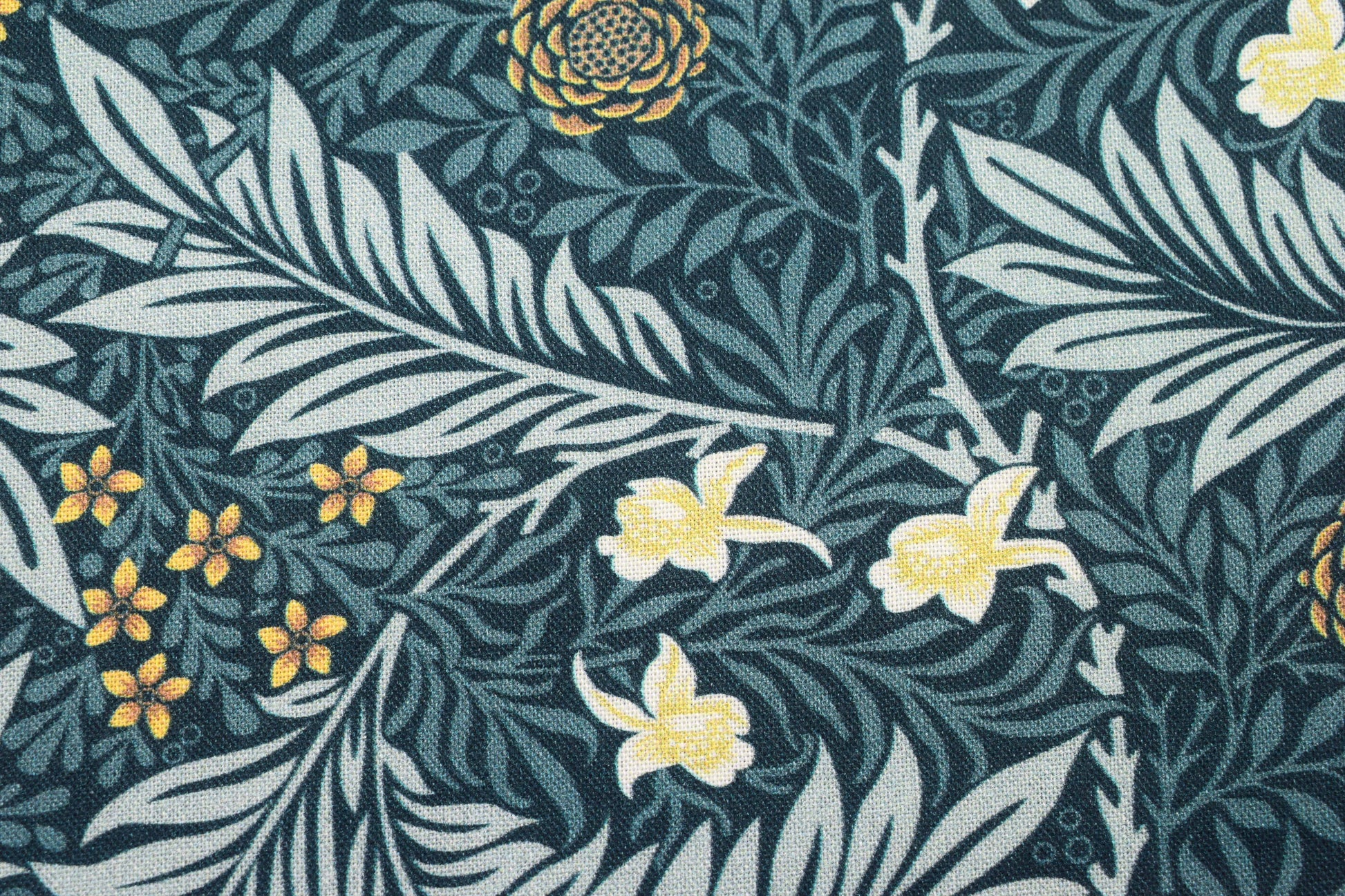 William Morris Larkspur Fabric, Kelmscott Garden Cotton Quilting -  Price by the Half Metre - The Quilt Sanctuary