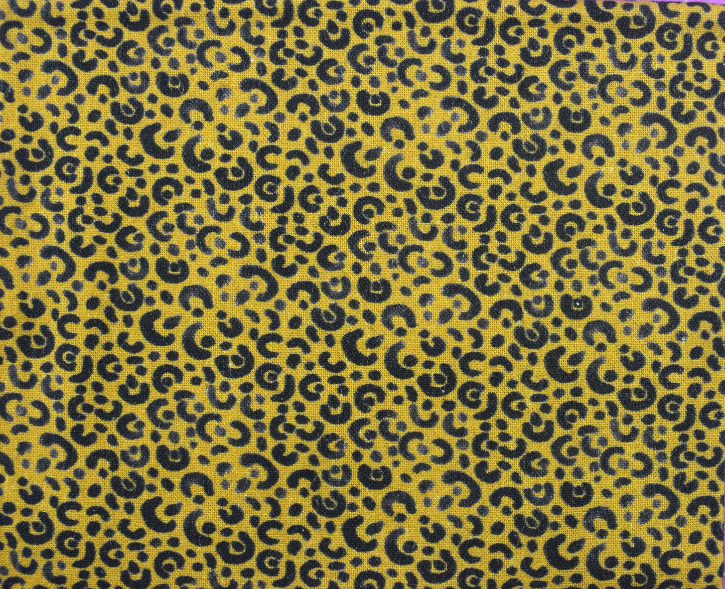 Lion Print Cotton Fat Quarter Bundle – Bold Safari & Stripe Quilting Fabrics