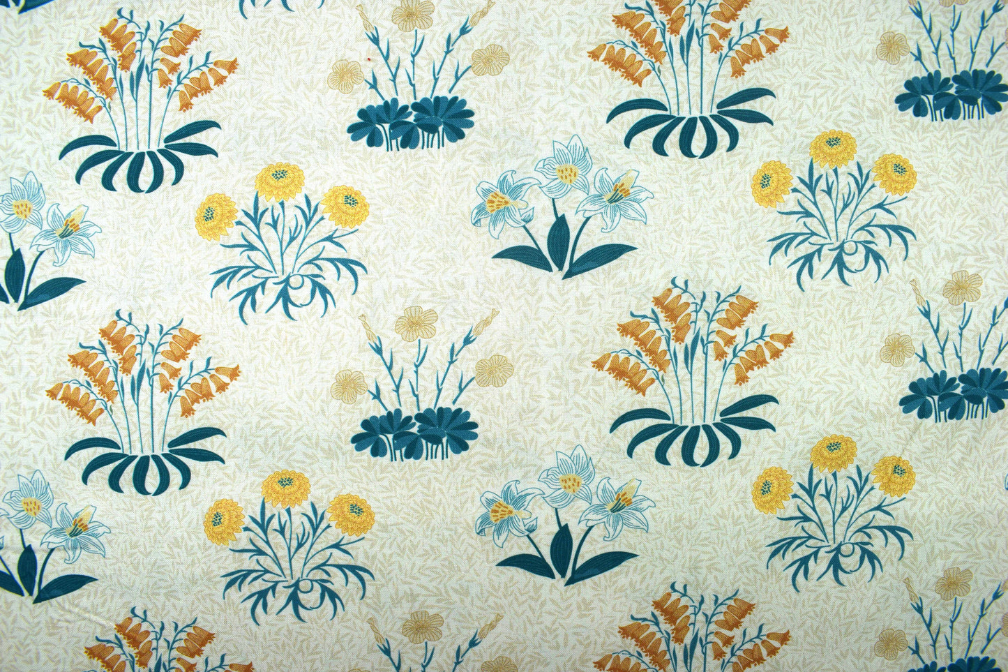 William Morris Lily fabric,  Cotton Quilting fabric, Kelmscott Garden -  Price by the Half Metre