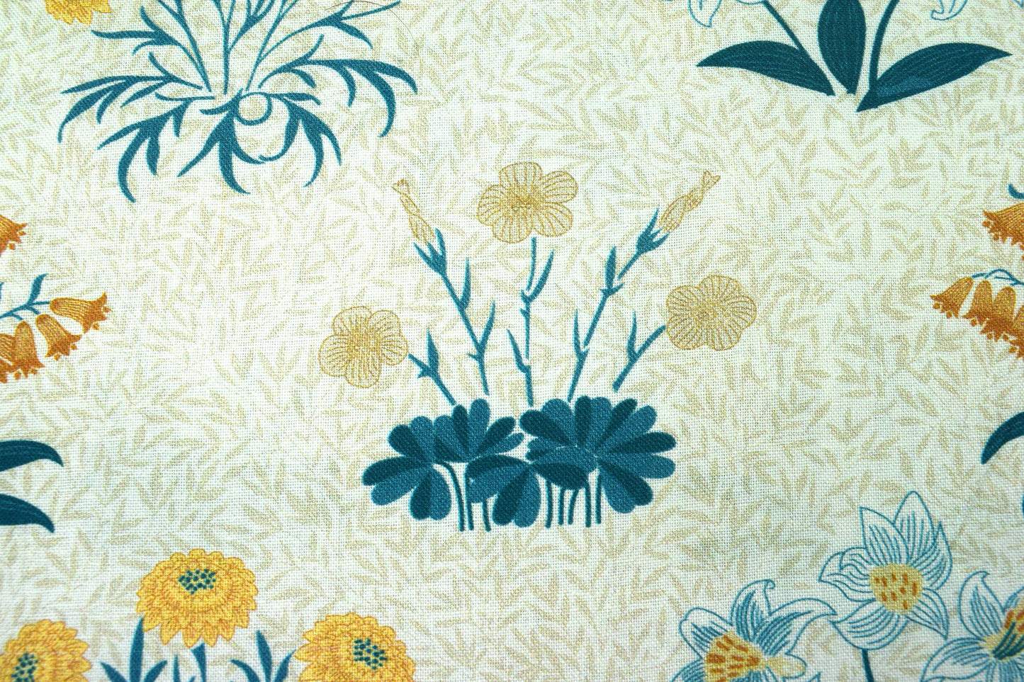 William Morris Lily fabric,  Cotton Quilting fabric, Kelmscott Garden -  Price by the Half Metre