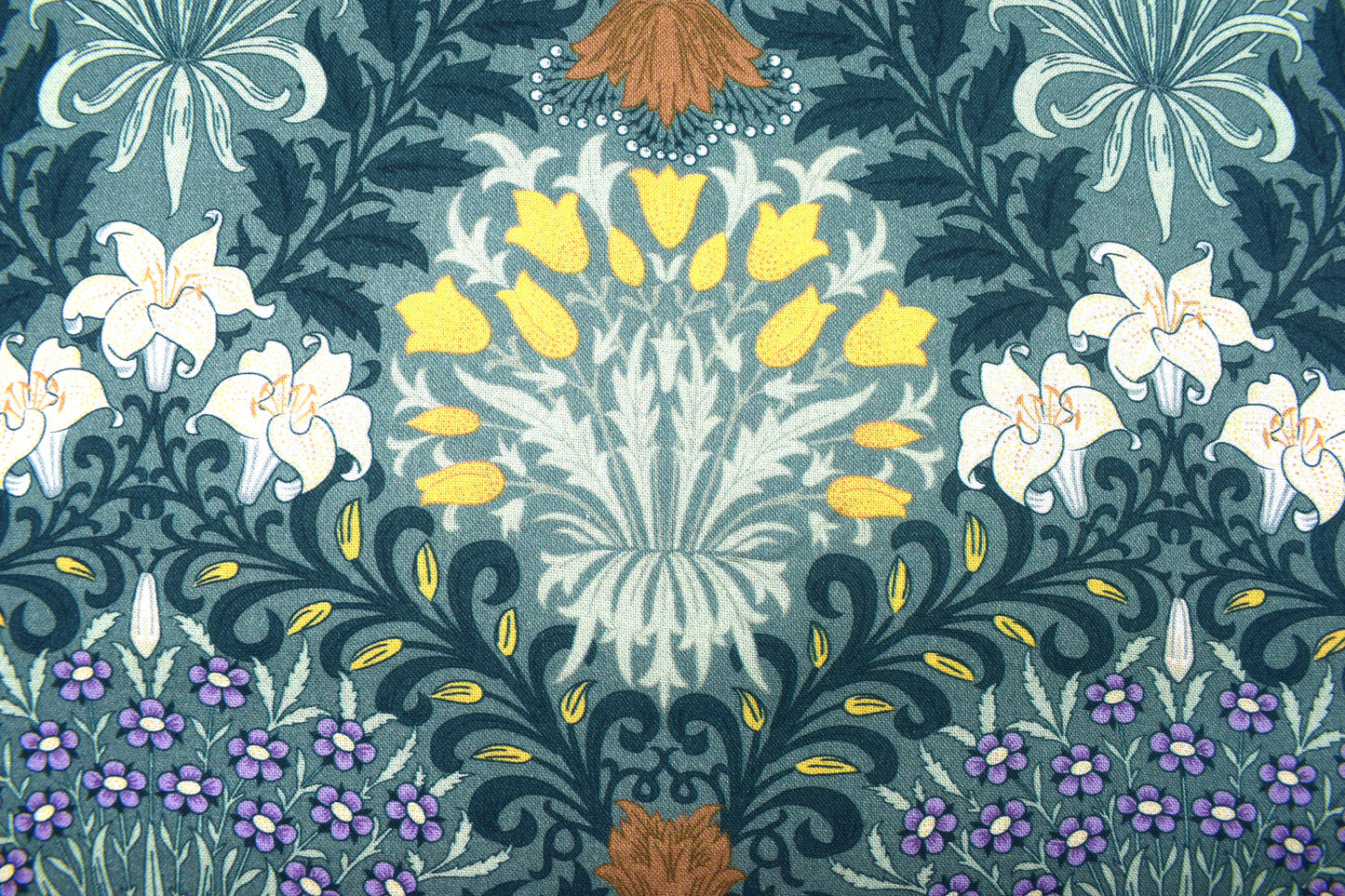 William Morris Garden fabric,  Cotton Quilting fabric, Kelmscott Garden -  Price by the Half Metre - The Quilt Sanctuary