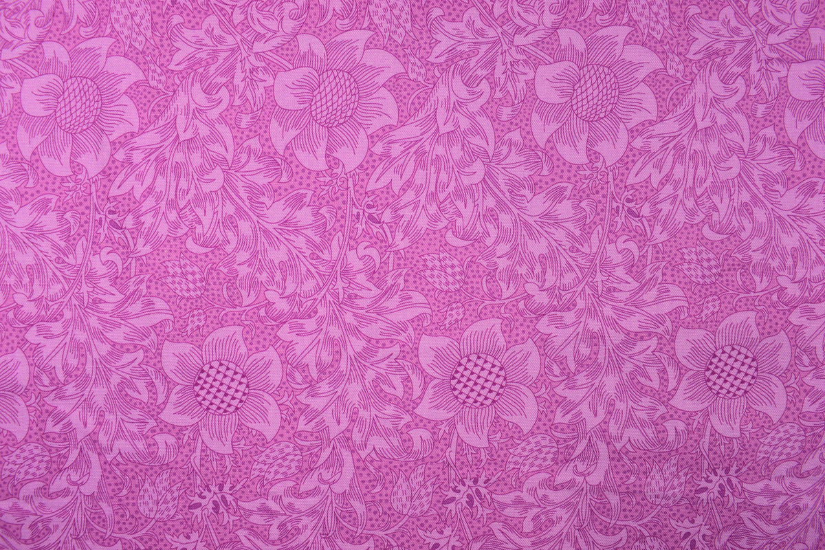William Morris Fritillary cotton Quilting Fabric – Olive Orchard  - Price by the Half Metre