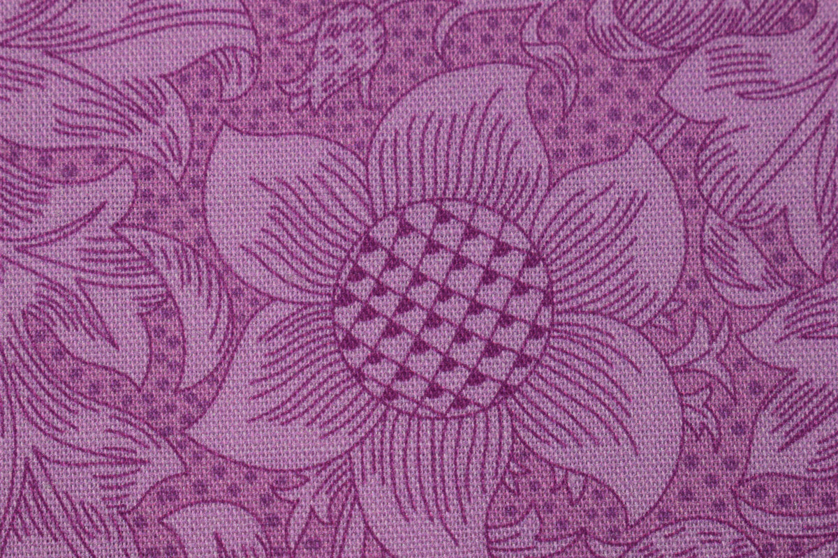 William Morris Fritillary cotton Quilting Fabric – Olive Orchard  - Price by the Half Metre