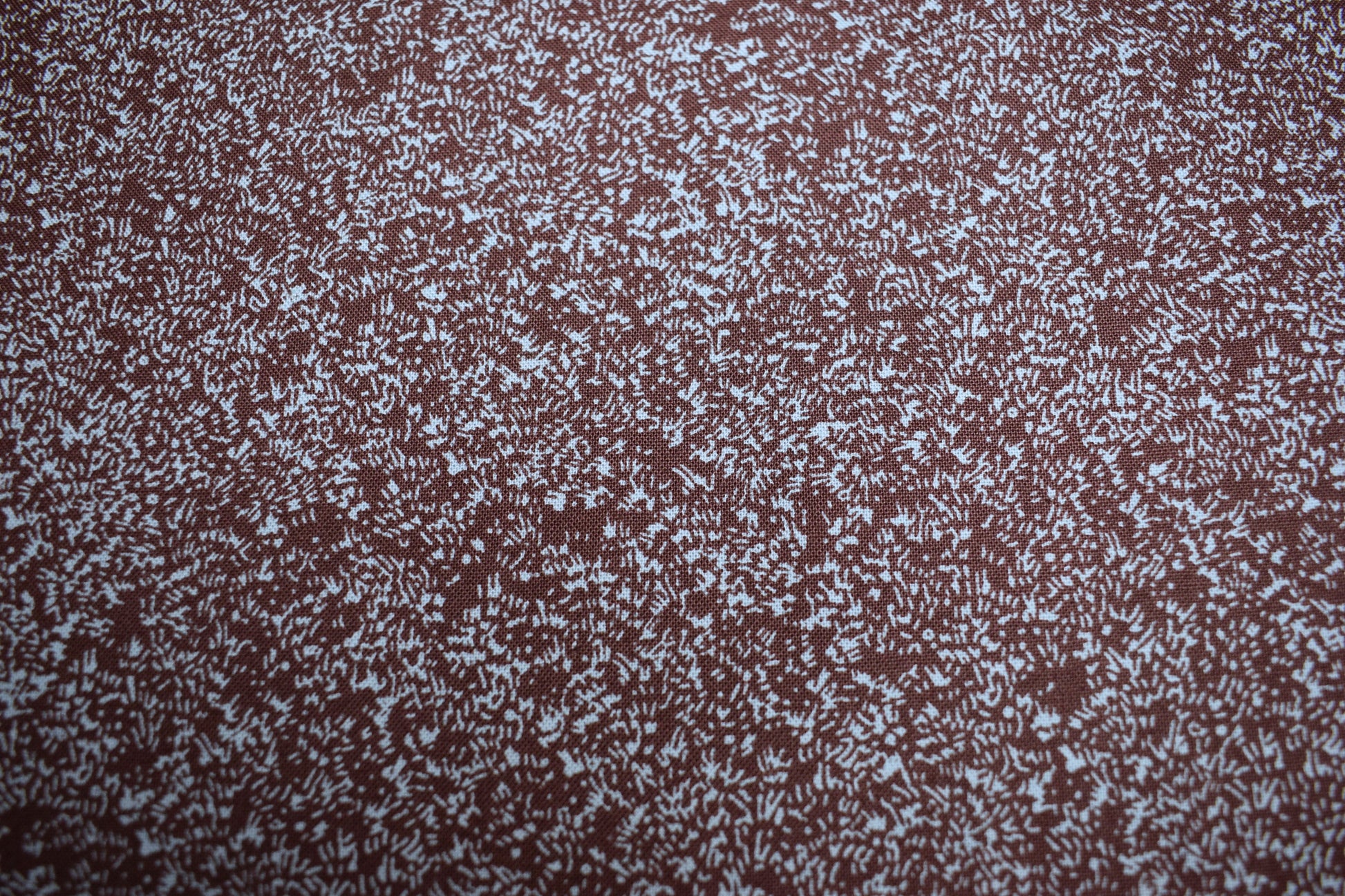 Brown fabric, abstract purple fabric, cotton fabric, inprint Jane Makower, Brown flecked fabric, Price by the Half Metre The Quilt Sanctuary