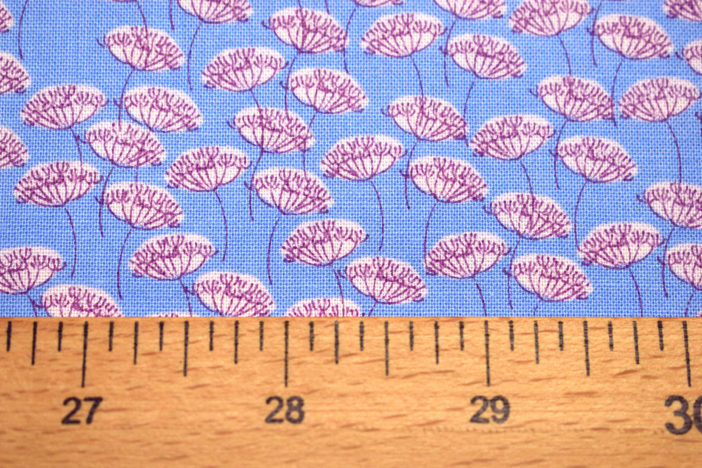 Lilac seedhead fabric, floral quilting fabric, makower fabric - Price by the Half Metre The Quilt Sanctuary