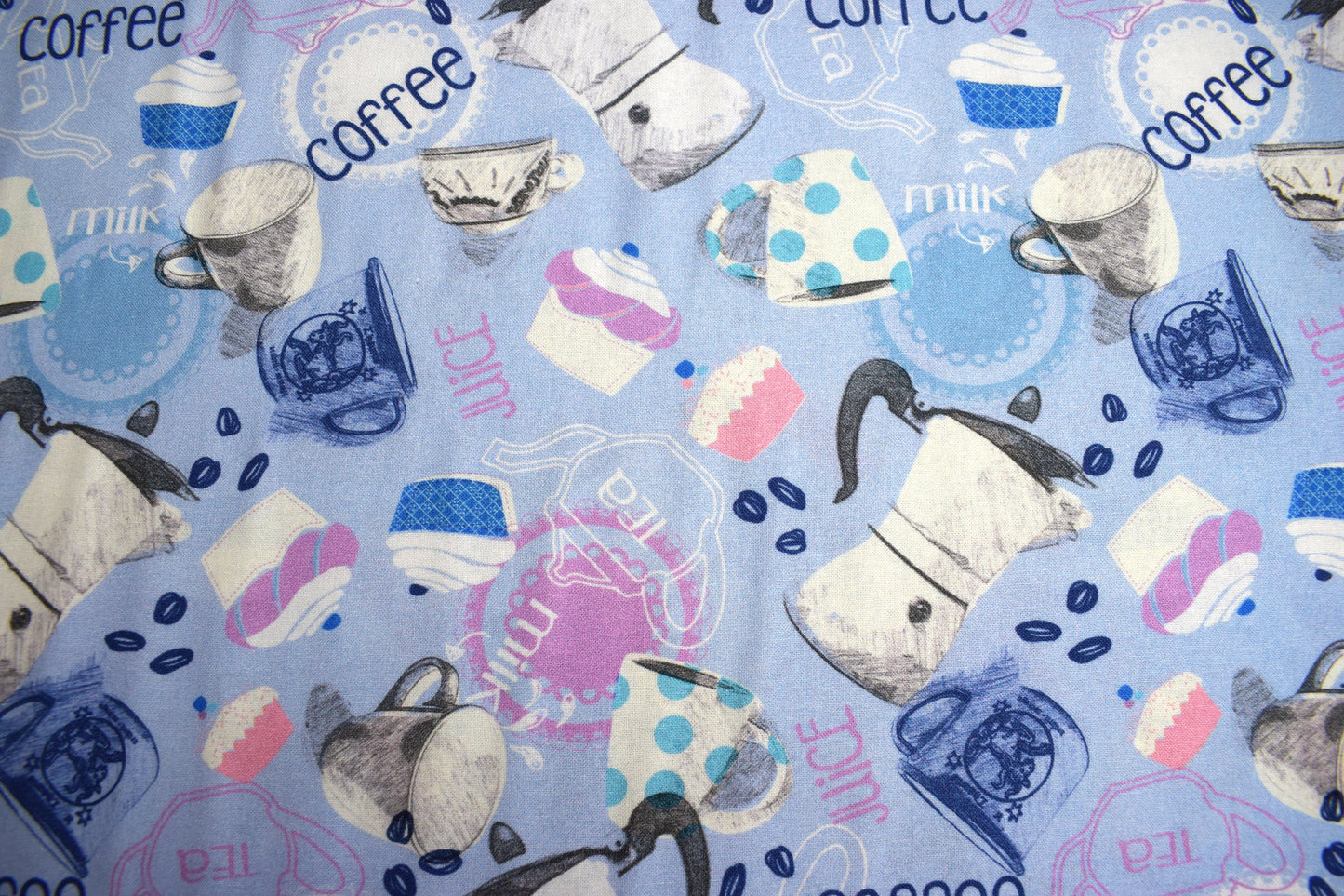 Coffee pot Fat Quarter bundle, quilting fabric bundle, cupcake fabric, coffee bean fabric, tea party fabric, quilting fabric, teacup fabric The Quilt Sanctuary