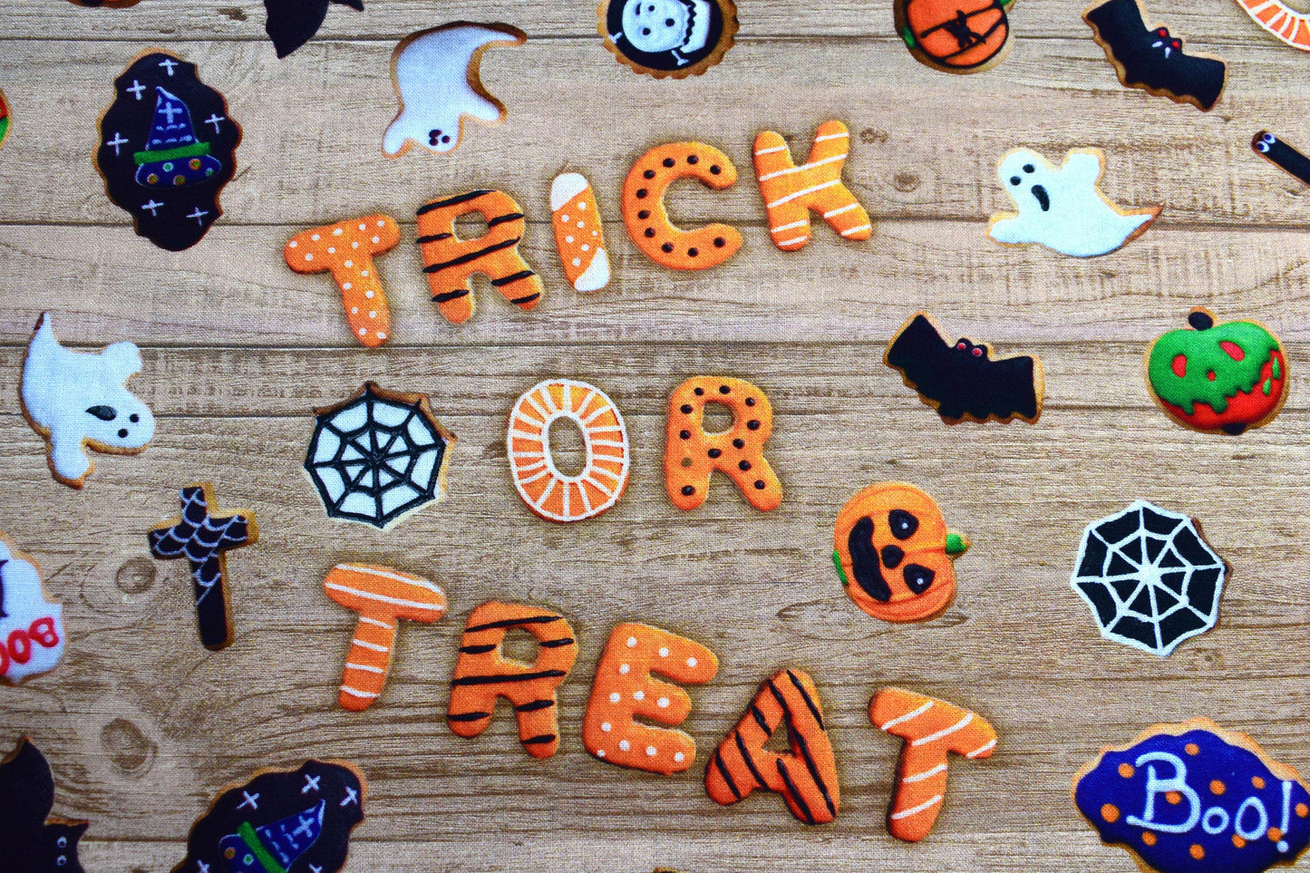 trick or treat fabric, Halloween fabric, spooky fabric, quilting fabric, cotton fabric, Price by the Half Metre The Quilt Sanctuary